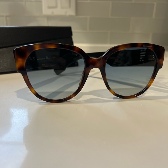 CHRISTIAN DIOR ID2 TURTLE TORTOISE BLACK AUTHENTIC SUNGLASSES 08684 OVERSIZED - Picture 11 of 12